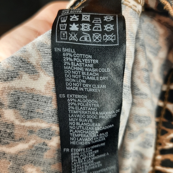 Forever 21 Leopard Skinny Jeans - Picture 5 of 5